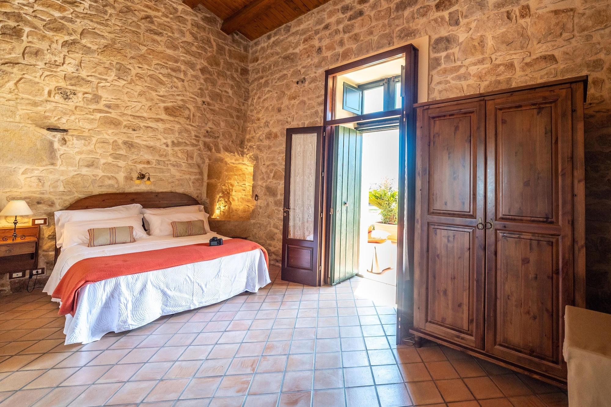Torre Don Virgilio Country Hotel Cannizzara Exterior photo
